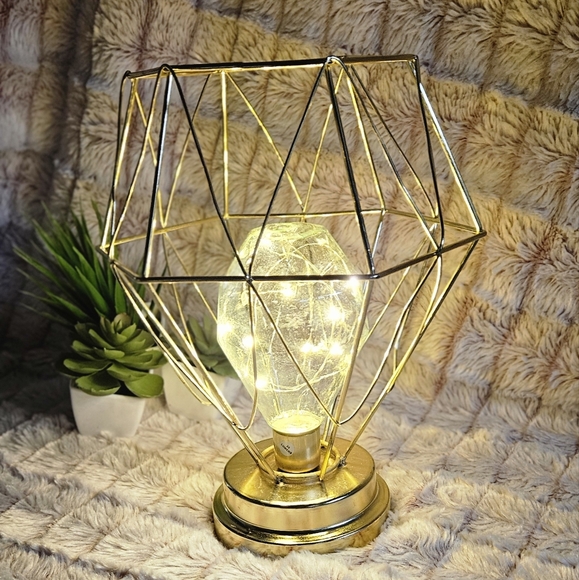 Source Unknown Other - Gold Geometric Light